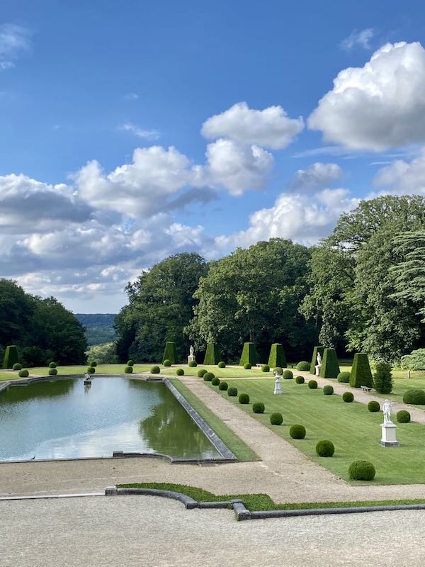 Jardins du Chateau de Breteuil. Idées de sorties familiales pour l'été
