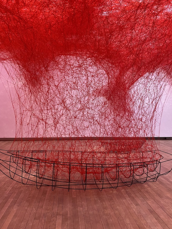 Chiharu Shiota au Grand Palais Paris